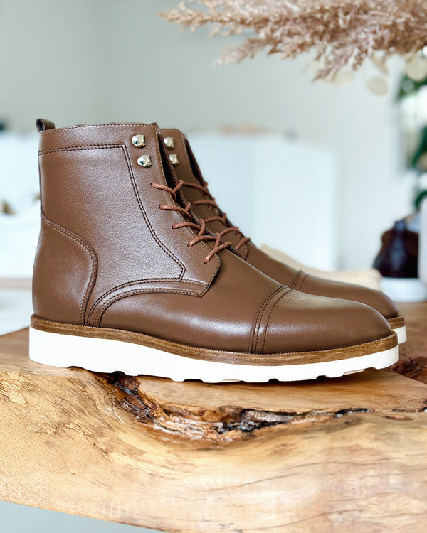 Boots CB1